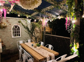 R&R at a Character Victorian Home (Free Parking)